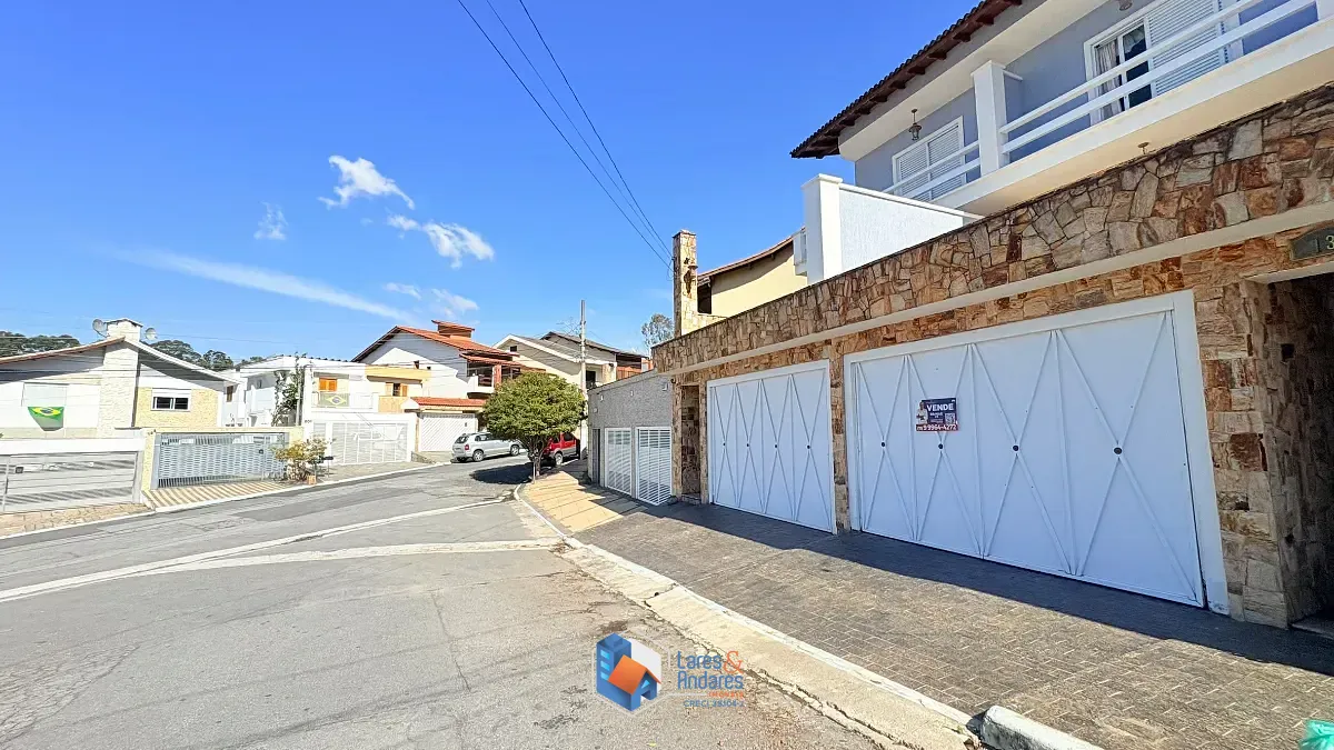 Sobrado, 4 quartos, 277 m² - Foto 1
