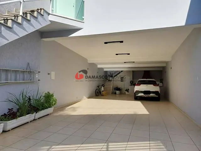 Sobrado com 126m² 3 quartos e 3 banheiros, à venda, no bairro Olímpico em São Caetano do Sul