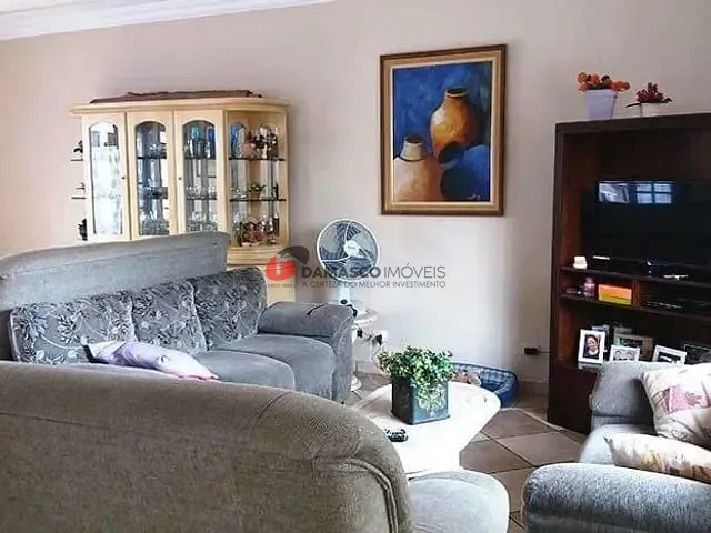 Sobrado com 239m² 3 quartos e 1 banheiro, à venda, no bairro Osvaldo Cruz em São Caetano do Sul