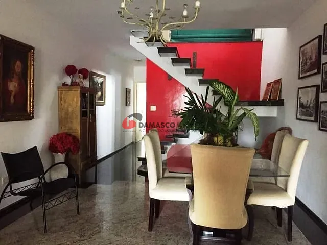 Sobrado com 1752m² 3 quartos e 4 banheiros, à venda, no bairro Olímpico em São Caetano do Sul