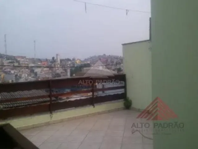 Sobrado 2 quartos e 2 banheiros, à venda, no bairro Jardim Itapark Velho em Mauá
