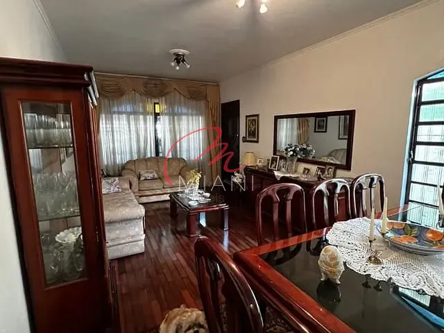 Sobrado com 235m² 5 quartos e 3 banheiros, à venda, no bairro Vila Butantã em São Paulo