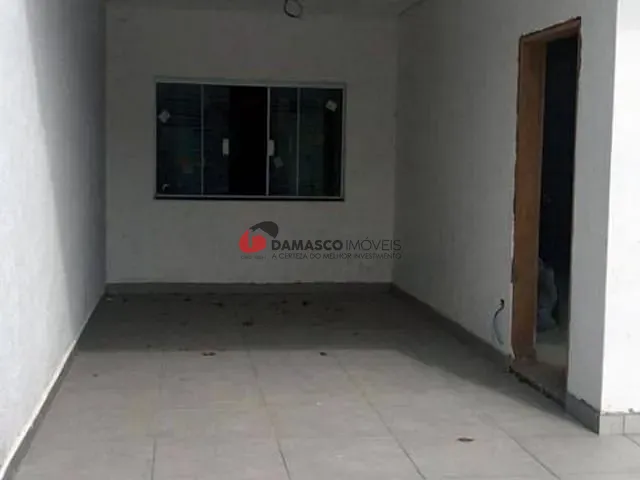 Sobrado 4 quartos e 2 banheiros, à venda, no bairro Olímpico em São Caetano do Sul