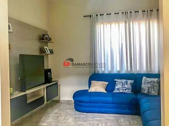 Sobrado com 350m² 5 quartos e 2 banheiros, à venda, no bairro Vila Sacadura Cabral em Santo André