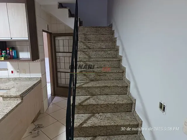 Sobrado com 150m² 4 quartos e 4 banheiros, à venda, no bairro Jardim Valença em Indaiatuba
