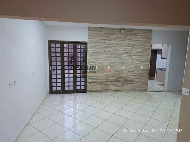 Sobrado com 150m² 4 quartos e 4 banheiros, à venda, no bairro Jardim Valença em Indaiatuba