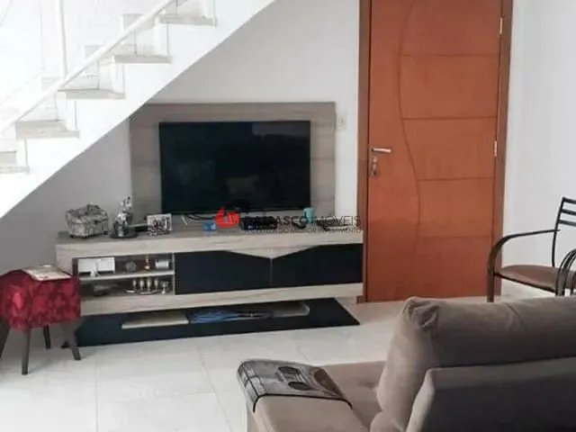 Sobrado com 112m² 3 quartos e 2 banheiros, à venda, no bairro Nova Gerti em São Caetano do Sul