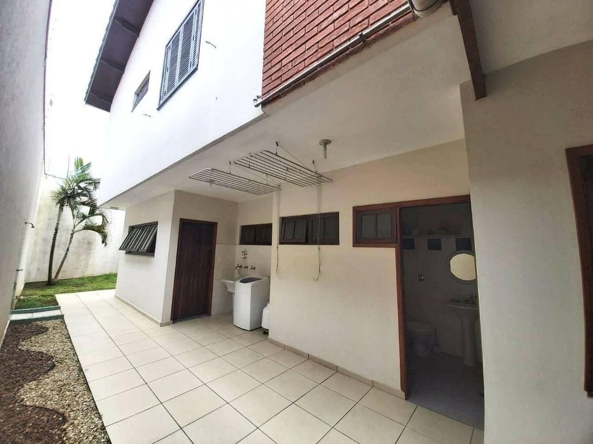 Sobrado à venda 4 Quartos, 2 Suites, 2 Vagas, 240M², Cibratel l, Itanhaem - SP