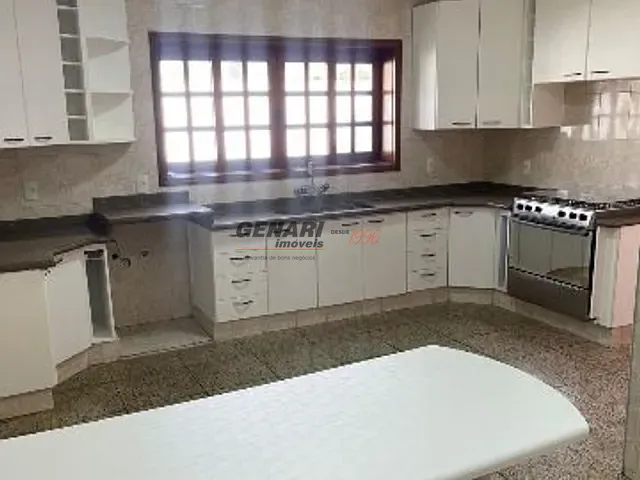 Sobrado com 445m² 4 quartos e 5 banheiros, à venda, no bairro Solar de Itamaracá em Indaiatuba