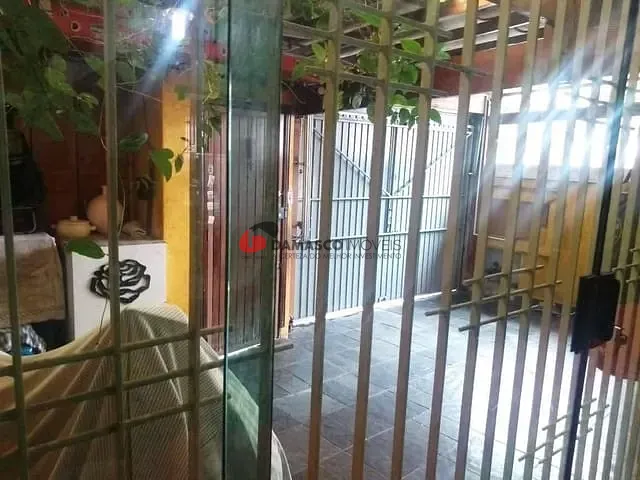 Sobrado com 238m² 3 quartos e 1 banheiro, à venda, no bairro Jardim Bela Vista em Santo André