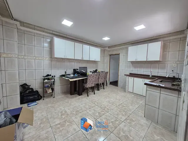 Sobrado com 140m² 3 quartos e 2 banheiros, à venda, no bairro Jardim Odete em São Paulo