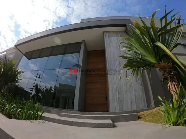 Sobrado com 950m² 5 quartos e 10 banheiros, à venda, no bairro Cerâmica em São Caetano do Sul