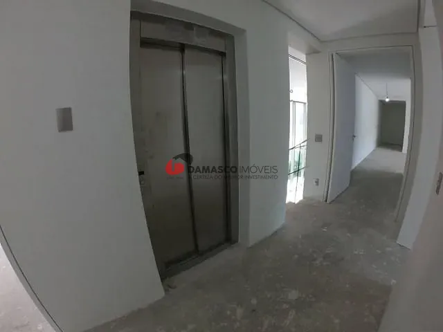 Sobrado com 950m² 5 quartos e 10 banheiros, à venda, no bairro Cerâmica em São Caetano do Sul