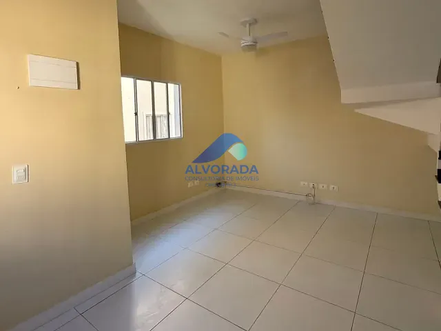 Sobrado com 156m² 3 quartos e 3 banheiros, à venda, no bairro Vila São Bento em São José dos Campos