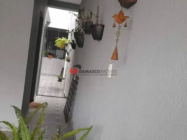 Sobrado com 149m² 3 quartos e 2 banheiros, à venda, no bairro Vila Sacadura Cabral em Santo André