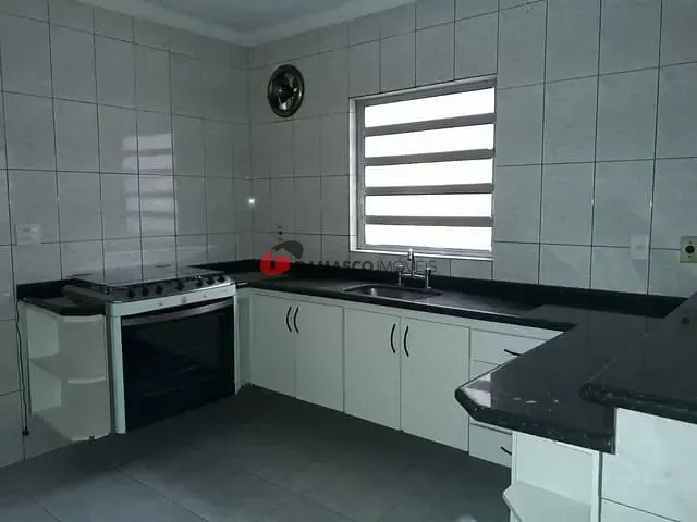 Sobrado com 100m² 3 quartos e 1 banheiro, à venda, no bairro Jardim Las Vegas em Santo André