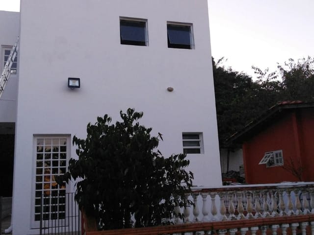Sobrado com 2000m² 3 quartos e 4 banheiros, à venda, no bairro Chácara Vale do Rio Cotia em Carapicuíba