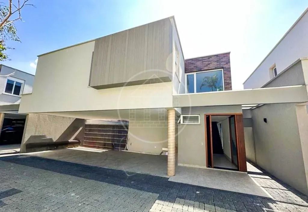 Sobrado, 3 quartos, 250 m² - Foto 1