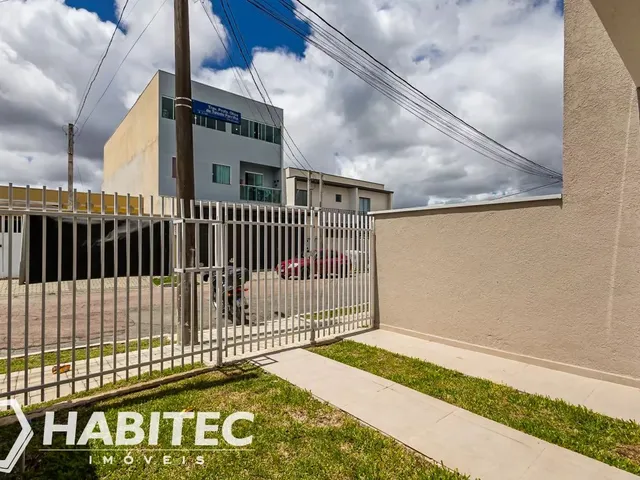 Casa 3 quartos e 2 banheiros, à venda, no bairro Sítio Cercado em Curitiba