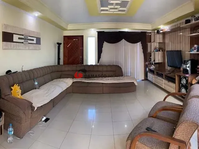 Sobrado com 1562m² 3 quartos e 3 banheiros, à venda, no bairro Olímpico em São Caetano do Sul