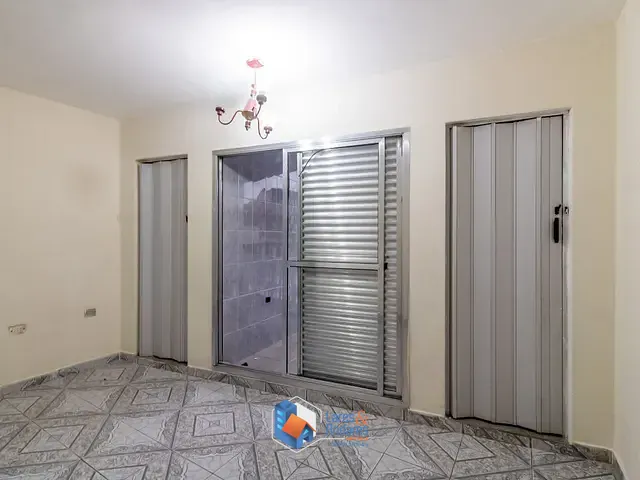 Sobrado com 200m² 3 quartos e 3 banheiros, à venda, no bairro Vila Teresinha em São Paulo