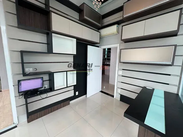 Sobrado com 402m² 4 quartos e 6 banheiros, à venda, no bairro Jardim Esplanada em Indaiatuba