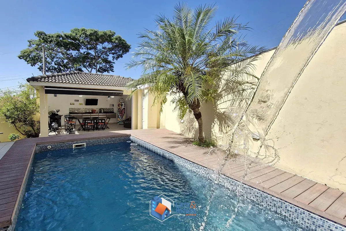 Sobrado, 4 quartos, 415 m² - Foto 1