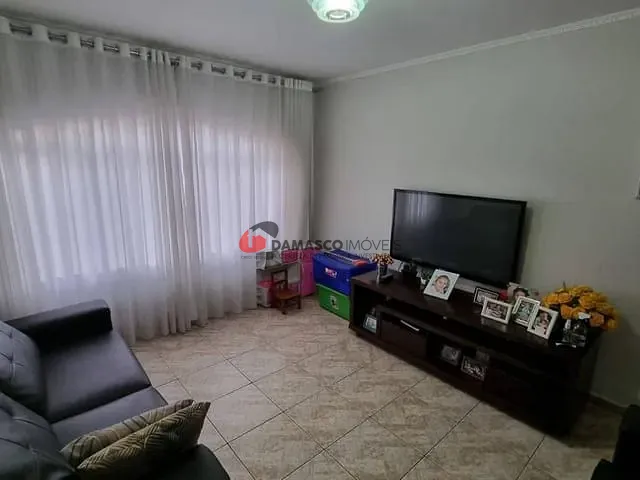 Sobrado com 221m² 3 quartos e 2 banheiros, à venda, no bairro Osvaldo Cruz em São Caetano do Sul
