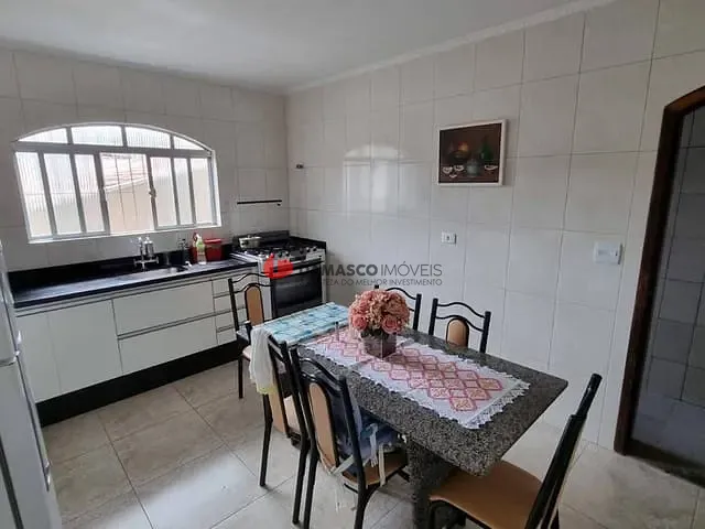 Sobrado com 221m² 3 quartos e 2 banheiros, à venda, no bairro Osvaldo Cruz em São Caetano do Sul