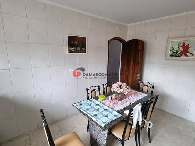 Sobrado com 221m² 3 quartos e 2 banheiros, à venda, no bairro Osvaldo Cruz em São Caetano do Sul