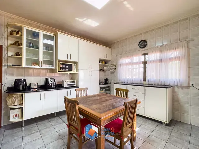 Sobrado com 182m² 3 quartos e 6 banheiros, à venda, no bairro Jardim Umuarama em São Paulo