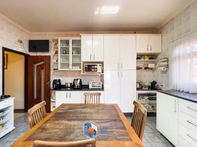 Sobrado com 182m² 3 quartos e 6 banheiros, à venda, no bairro Jardim Umuarama em São Paulo