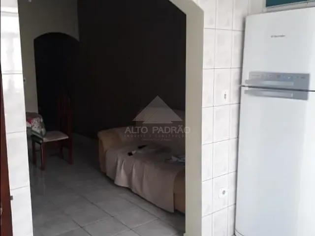Sobrado com 250m², à venda, no bairro Vila Assis Brasil em Mauá