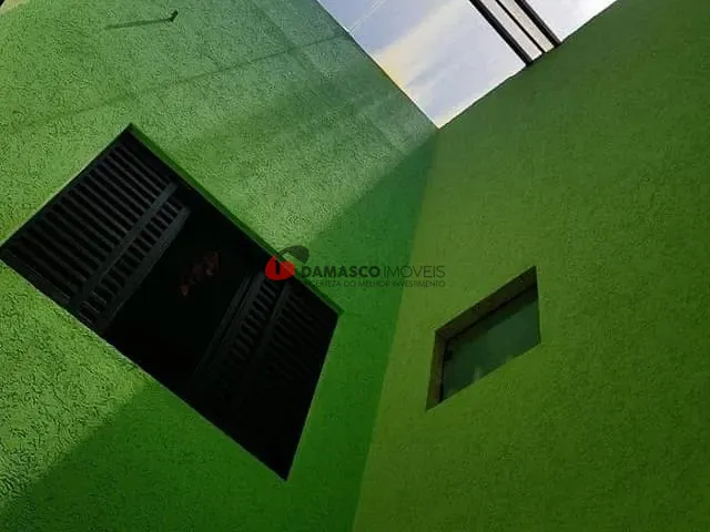 Sobrado com 323m² 4 quartos e 3 banheiros, à venda, no bairro Vila Linda em Santo André