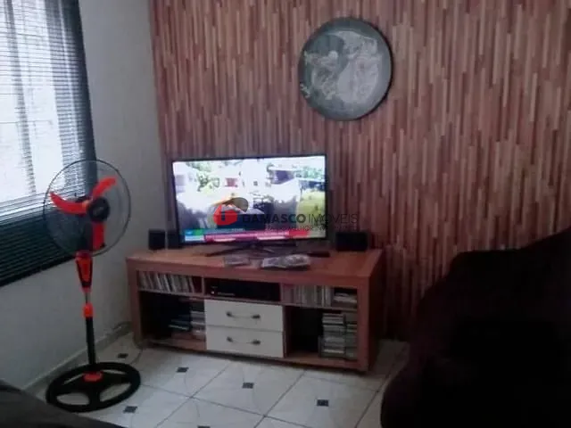 Sobrado com 120m² 3 quartos e 1 banheiro, à venda, no bairro Jardim Casa Pintada em São Paulo