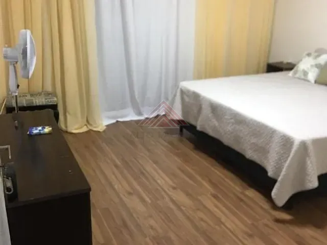 Sobrado com 250m² 3 quartos e 2 banheiros, à venda, no bairro Jardim Sílvia Maria em Mauá