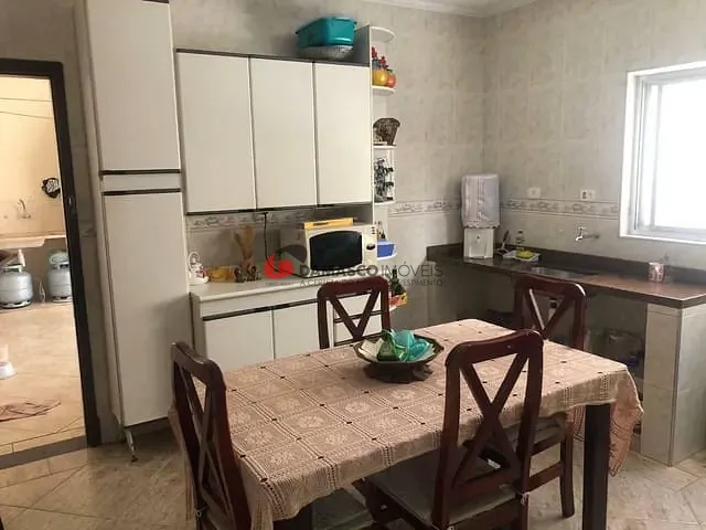 Sobrado com 177m² 3 quartos e 4 banheiros, à venda, no bairro Osvaldo Cruz em São Caetano do Sul