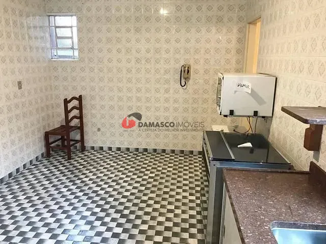 Sobrado com 261m² 3 quartos e 1 banheiro, à venda, no bairro Olímpico em São Caetano do Sul