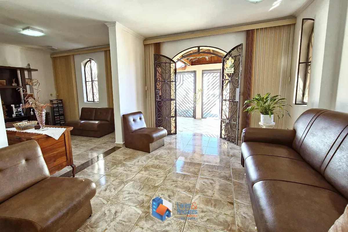 Sobrado, 6 quartos, 150 m² - Foto 1
