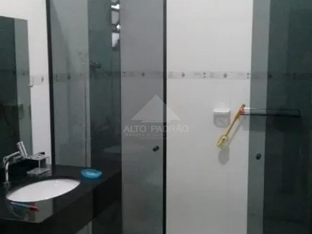 Sobrado com 253m² 3 quartos e 2 banheiros, à venda, no bairro Jardim Mauá em Mauá