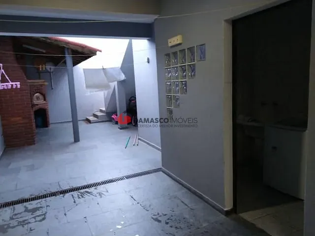 Sobrado com 345m² 2 quartos e 3 banheiros, à venda, no bairro Nova Gerti em São Caetano do Sul