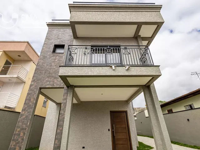 Sobrado 3 quartos e 3 banheiros, à venda, no bairro Portão em Curitiba
