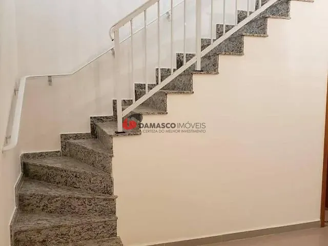 Sobrado com 120m² 2 quartos e 2 banheiros, à venda, no bairro Vila Príncipe de Gales em Santo André