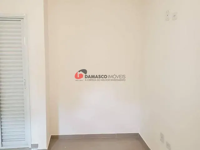 Sobrado com 120m² 2 quartos e 2 banheiros, à venda, no bairro Vila Príncipe de Gales em Santo André