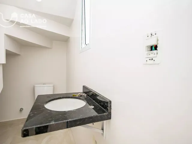 Casa à venda, no bairro Portão em Curitiba