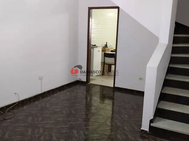 Sobrado com 117m² 2 quartos e 1 banheiro, à venda, no bairro Santa Paula em São Caetano do Sul