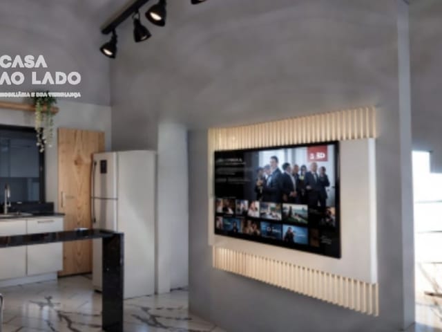Sobrado 2 quartos e 2 banheiros, à venda, no bairro Pinheirinho em Curitiba