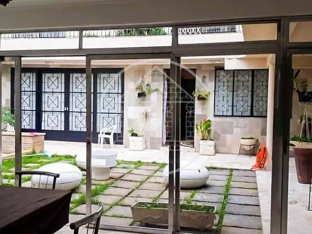 Sobrado com 460m² 4 quartos e 2 banheiros, à venda, no bairro Vila Monumento em São Paulo