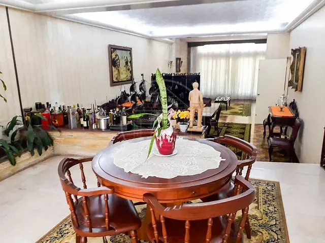 Sobrado com 460m² 4 quartos e 2 banheiros, à venda, no bairro Vila Monumento em São Paulo