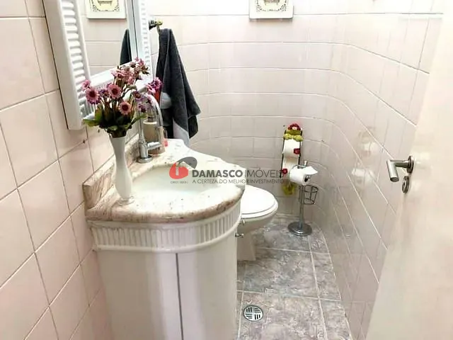 Sobrado com 330m² 4 quartos e 1 banheiro, à venda, no bairro Barcelona em São Caetano do Sul